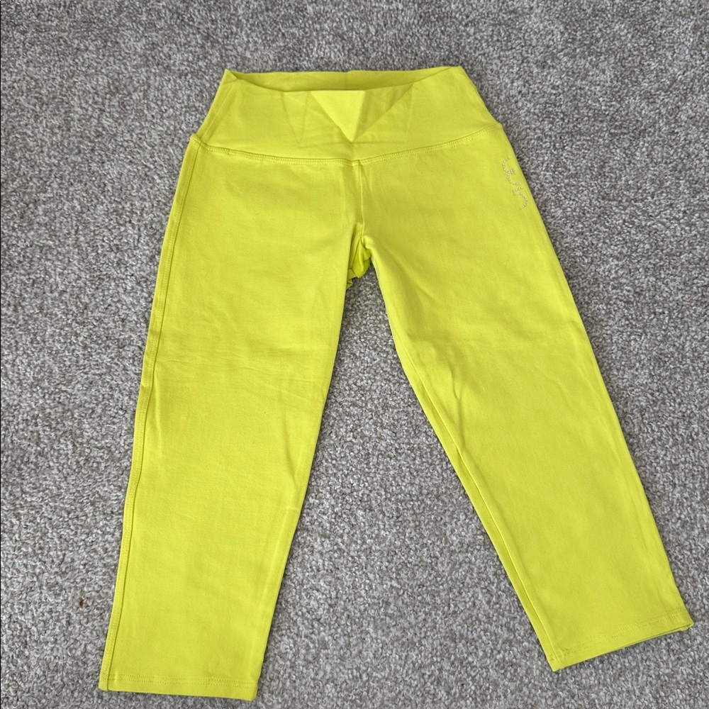 Bright Yellow neon capri Leggings